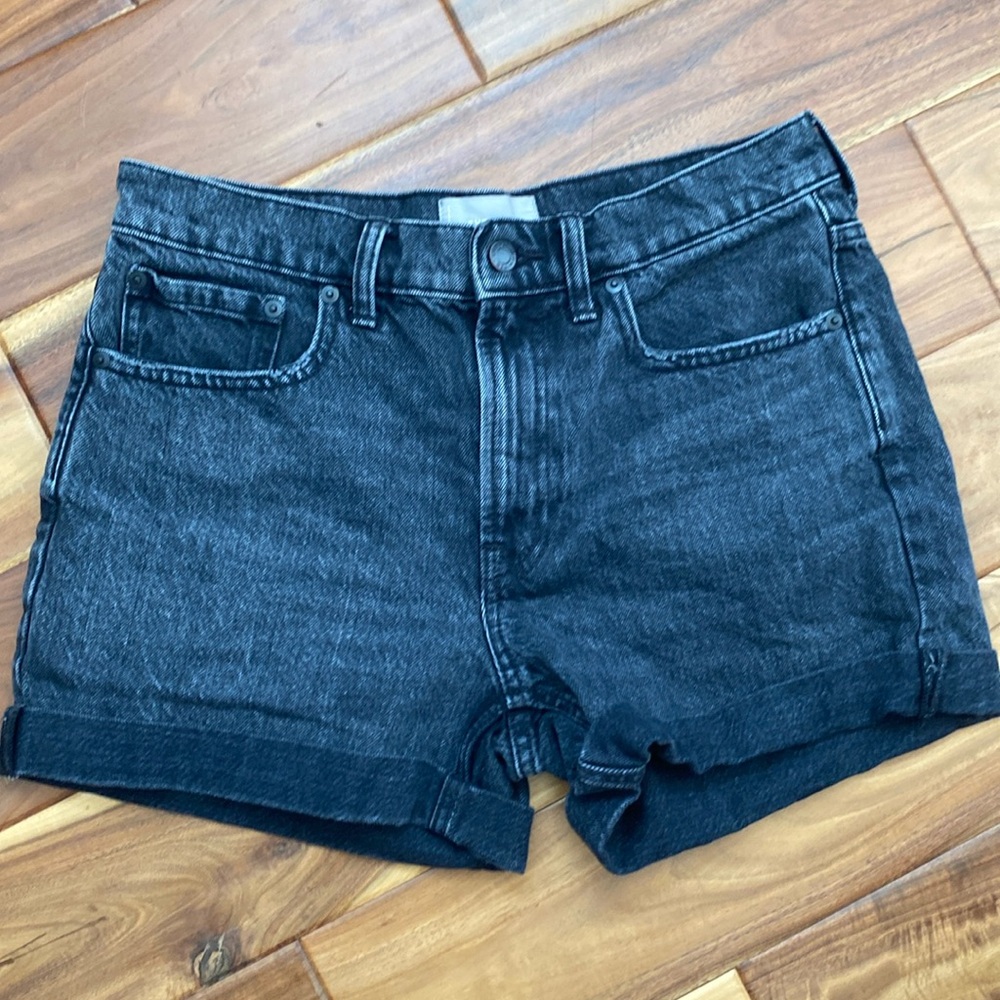 Everlane Relaxed shorts